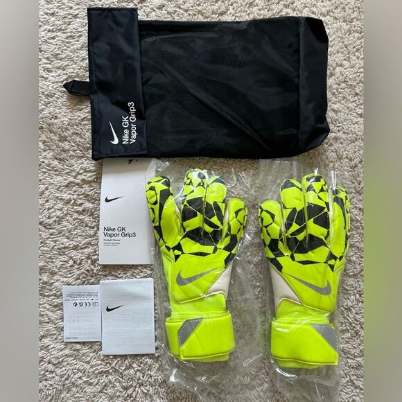 Nike Vapor Grip3 Goalkeeper Gloves Volt Black Soccer Goalie - Picture 1 of 11